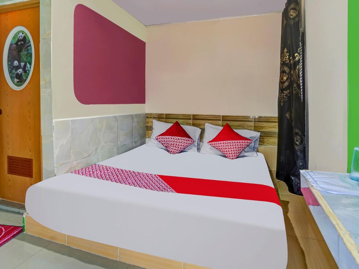 Oyo 90161 Hotel Lendosis Pipa Reja Angkatan 66 Палембанг Экстерьер фото